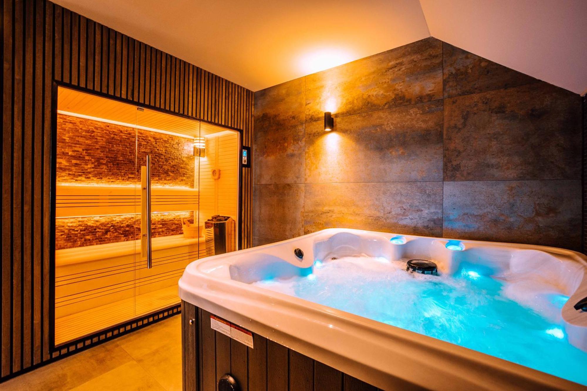 Hotel Buren Buren  エクステリア 写真